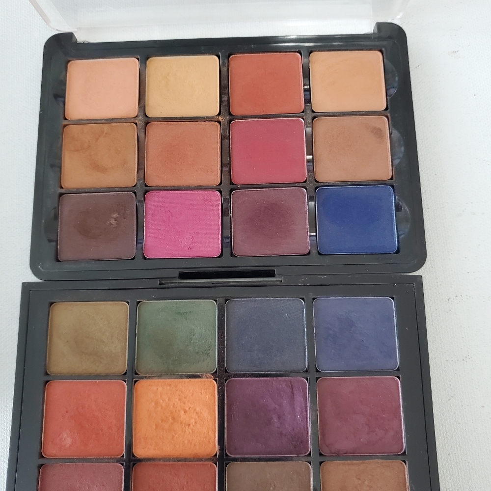 Makeup - Picture 2 of 4
